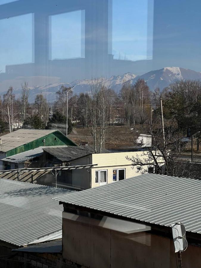 Emir Guest House In Karakol Exterior photo