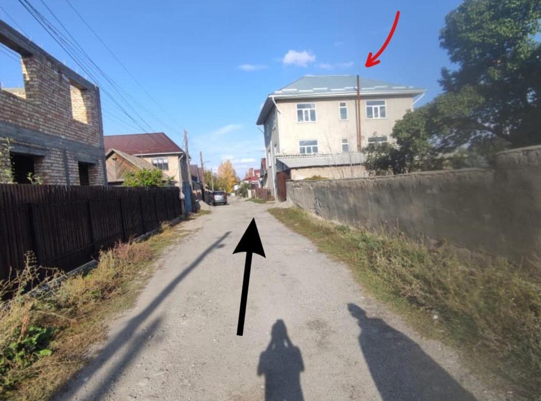 Emir Guest House In Karakol Exterior photo