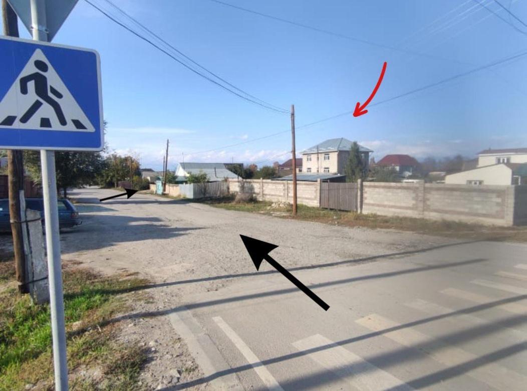 Emir Guest House In Karakol Exterior photo
